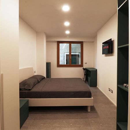 Hosting Studio - 2 Sondrio Ngoại thất bức ảnh