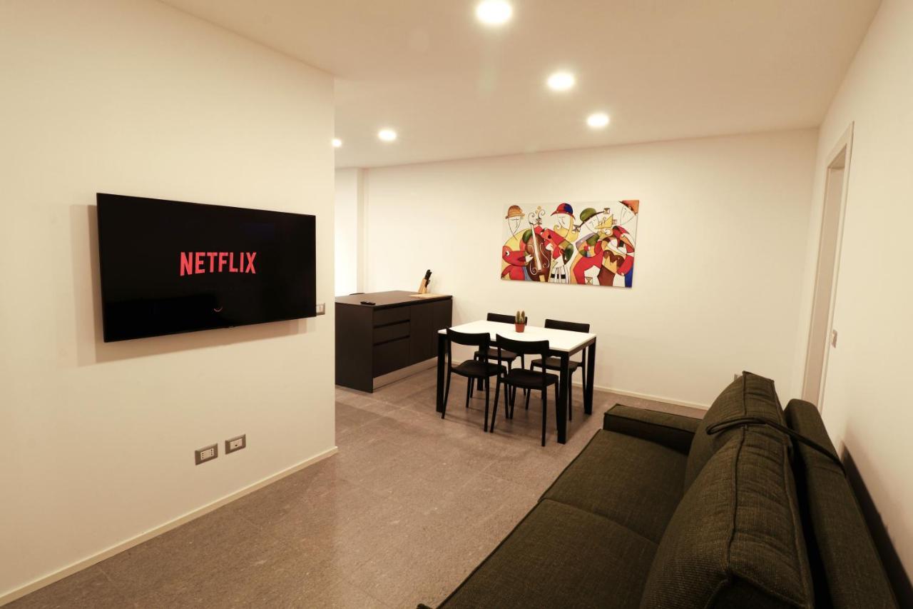 Hosting Studio - 2 Sondrio Ngoại thất bức ảnh